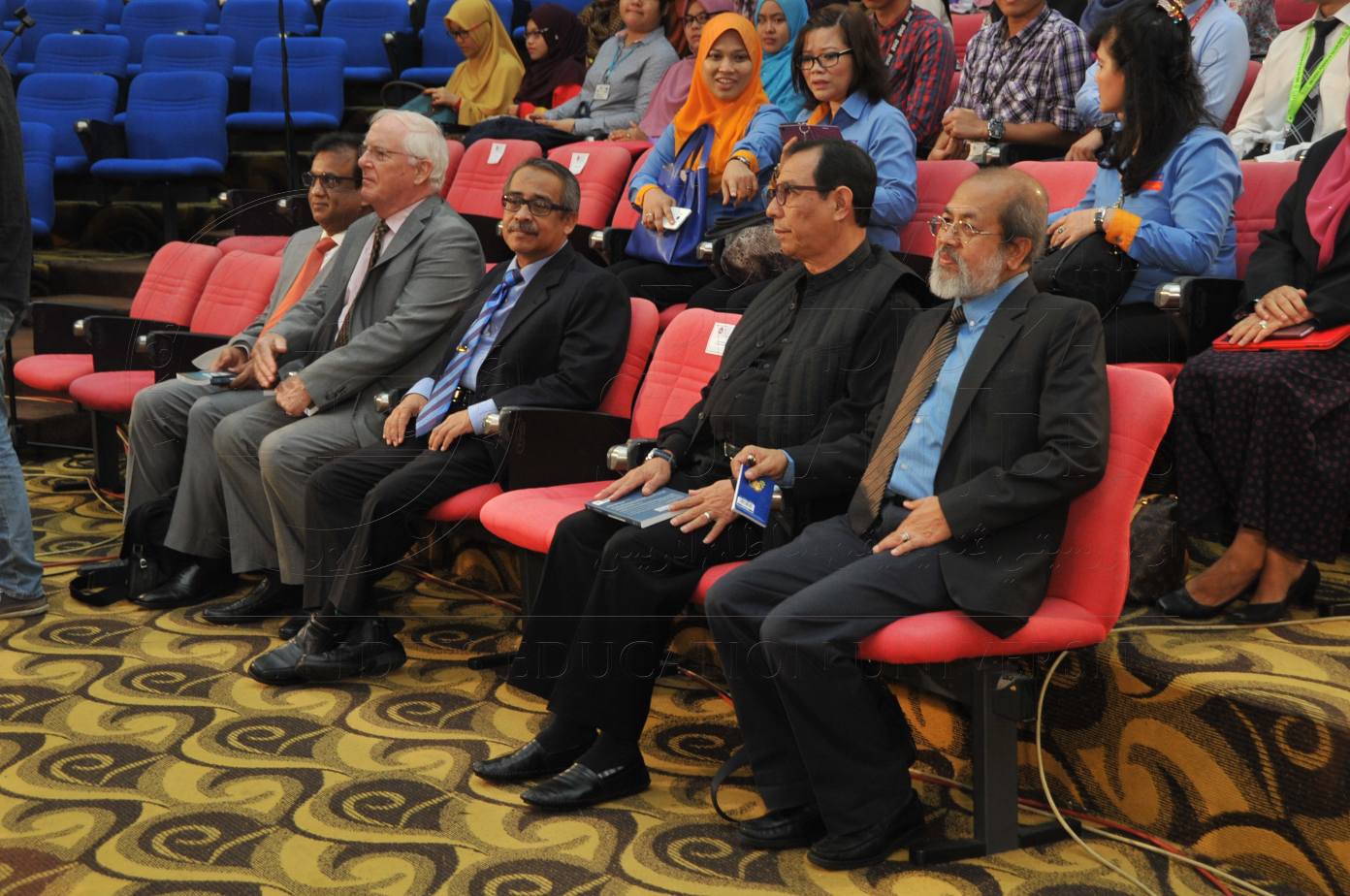 PRO15 151 ADVOKASI HAS 7158